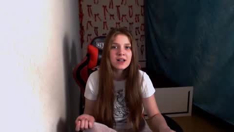 Mari online show from 12.14.25