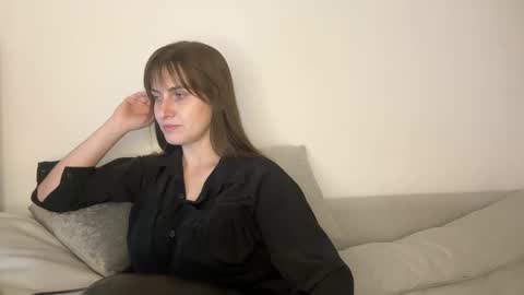 You can call me Lora  online show from 11.16.25