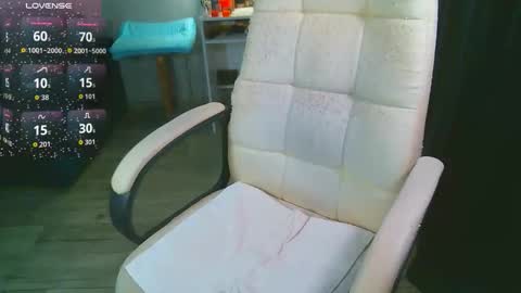 Milana   welcome to my world  online show from 02.17.26