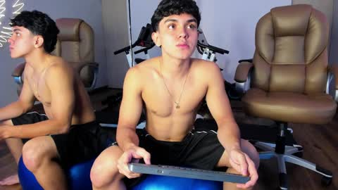 _taylorblack online show from 04.01.26