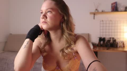 Annie online show from 01.20.25