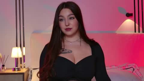 _tessa_may_ online show from 11.26.25