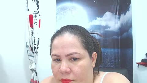 Snapshot of _thamaraa_ chatting on 04.29.26 Tamara online show from 04.29.26