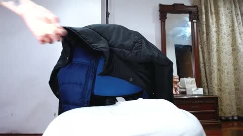 _the_dark_side_of_the_moon_ online show from 12.13.24