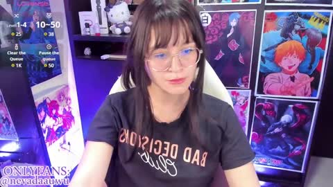 Snapshot of _urcutekitty chatting on 01.11.25 online show from 01.11.25