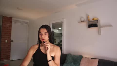 Anastasia Vahos online show from 10.24.25