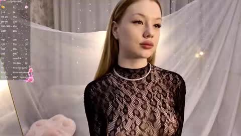 Snapshot of _velvetvip_ chatting on 03.27.26 Eva online show from 03.27.26