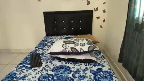 _victoriia_971 online show from 03.08.25