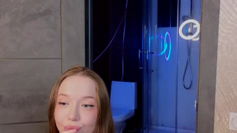 Violet online show from 02.05.25