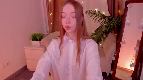 Violet online show from 10.19.25