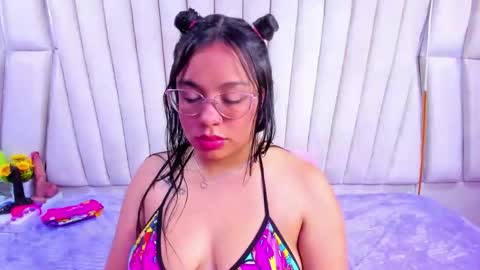 _violeta18_ online show from 11.07.25