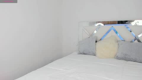 Violeta online show from 01.30.25