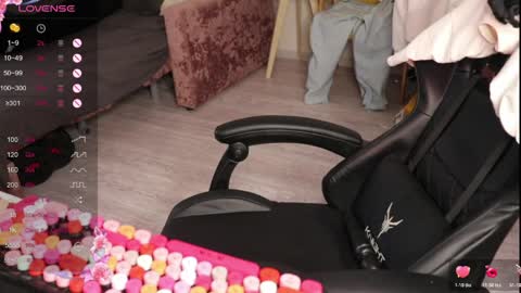 Alis online show from 04.19.26