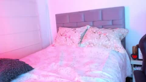 Snapshot of _viviana chatting on 01.24.25 INSTAGRAM pinzon viviana online show from 01.24.25