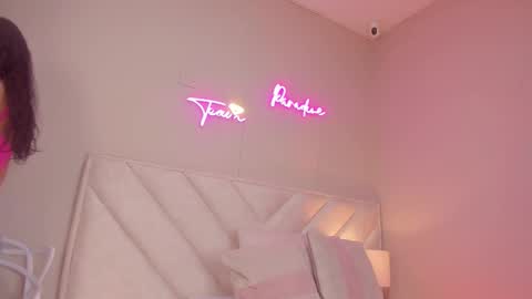 Snapshot of _wendy_x chatting on 11.14.25 _wendy_x online show from 11.14.25