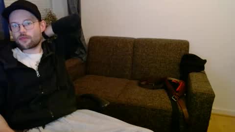 _whoisthatguy_ online show from 11.29.25