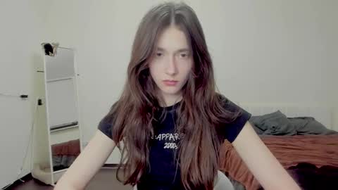 Snapshot of _wilson__ chatting on 09.18.25 Willa online show from 09.18.25