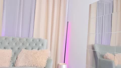 Snapshot of _xhotbaby chatting on 10.09.25 Maria online show from 10.09.25