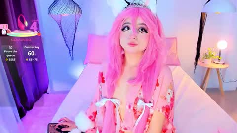 Snapshot of _xynara_owo chatting on 12.22.25 Xynara online show from 12.22.25