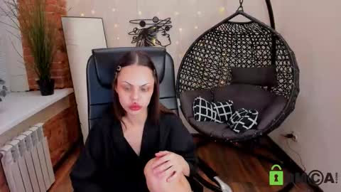 Snapshot of _your_lilith_ chatting on 11.25.25 _your_lilith_ online show from 11.25.25