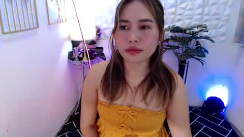 Snapshot of _zinnia143 chatting on 09.18.25 _zinnia143 online show from 09.18.25
