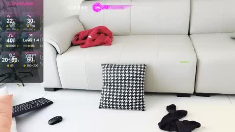 _zizi_ online show from 01.01.25