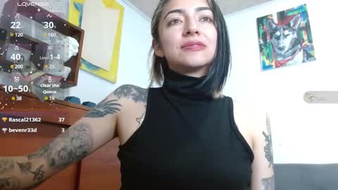 Snapshot of _zoebakers chatting on 12.18.24 Zoe online show from 12.18.24
