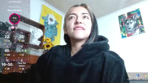 Snapshot of _zoebakers chatting on 02.11.25 Zoe online show from 02.11.25