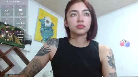 Snapshot of _zoebakers chatting on 11.19.25 Zoe online show from 11.19.25