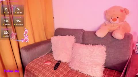 Snapshot of _zoeparker_ chatting on 09.22.25 Zoe online show from 09.22.25