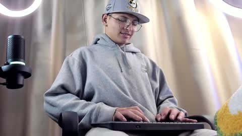 alejo online show from 02.05.25