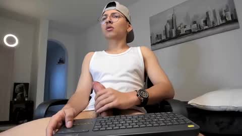 alejo online show from 03.10.25