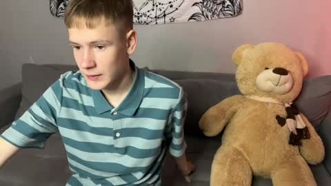 Kris Michael online show from 04.06.26