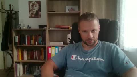 Snapshot of aaaandzzz chatting on 09.12.25 Long distance cumshot online show from 09.12.25