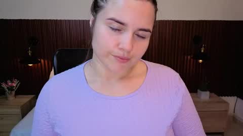 Abby Lee  online show from 04.18.26