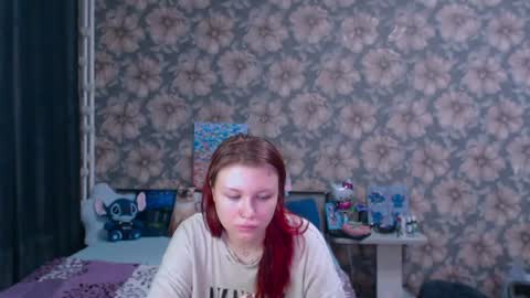 Snapshot of aalicebubble chatting on 06.23.26 Alice online show from 06.23.26