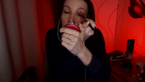 Katie online show from 01.14.25