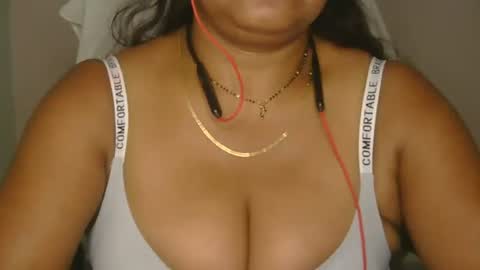 Snapshot of aaradhya_sexy_88 chatting on 06.26.26 aaradhya_sexy_88 online show from 06.26.26