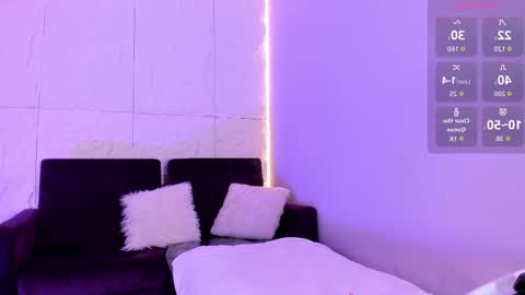 Snapshot of aarialove chatting on 11.29.25 A R I A L online show from 11.29.25