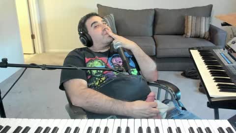 Snapshot of aaroleplayer chatting on 05.12.26 Aaron online show from 05.12.26