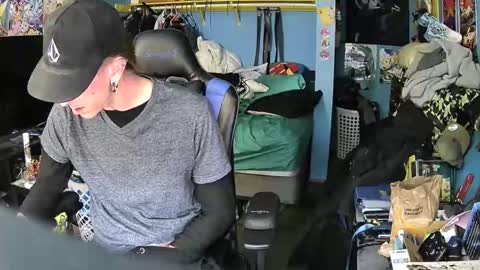 Snapshot of aaron111dub chatting on 03.04.26 NorCalLongSlong online show from 03.04.26