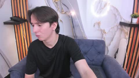 Aaron online show from 10.27.25