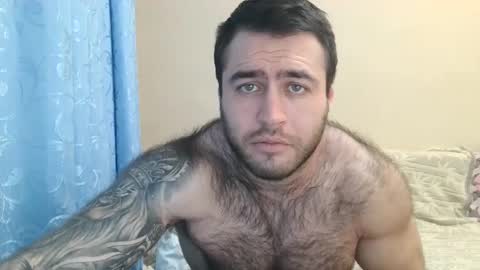Snapshot of aaron_royal chatting on 12.12.24 Davin tayl online show from 12.12.24