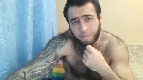 Snapshot of aaron_royal chatting on 01.01.25 Davin tayl online show from 01.01.25