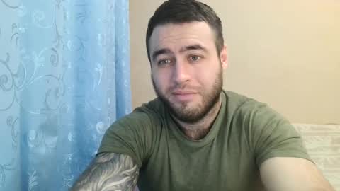 Snapshot of aaron_royal chatting on 02.05.25 Davin tayl online show from 02.05.25