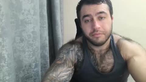 Snapshot of aaron_royal chatting on 10.05.25 Davin tayl online show from 10.05.25