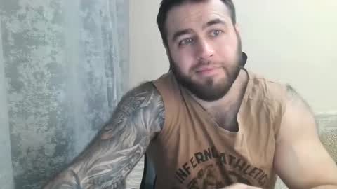 Snapshot of aaron_royal chatting on 11.03.25 Davin tayl online show from 11.03.25