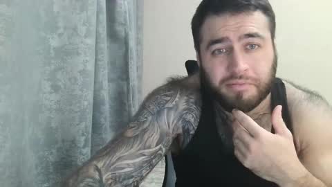 Snapshot of aaron_royal chatting on 11.08.25 Davin tayl online show from 11.08.25