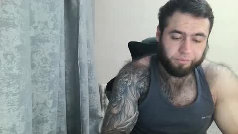 Snapshot of aaron_royal chatting on 11.17.25 Davin tayl online show from 11.17.25