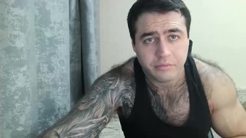 Snapshot of aaron_royal chatting on 11.23.25 Davin tayl online show from 11.23.25